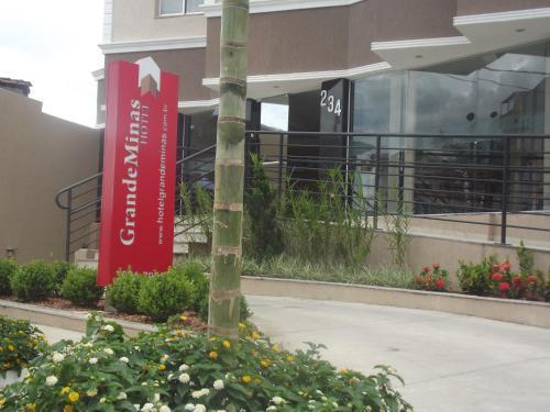 Hotel Grande Minas Vespasiano Exterior foto